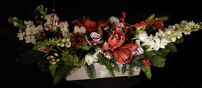 Holiday table long and low