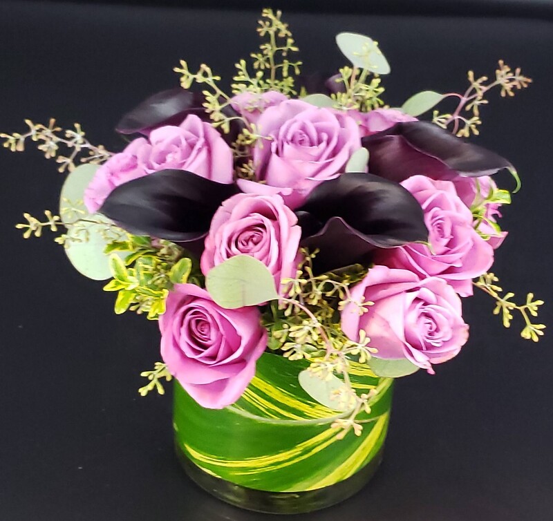 Modern Roses arranged by a florist in Oak Park, IL Tulipia Floral Design
